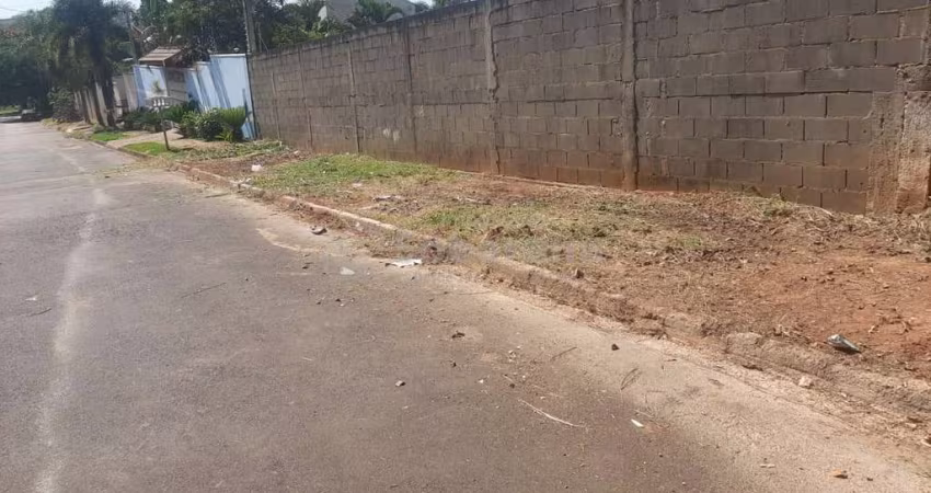 Terreno à venda no Balneario Tropical, Paulínia 
