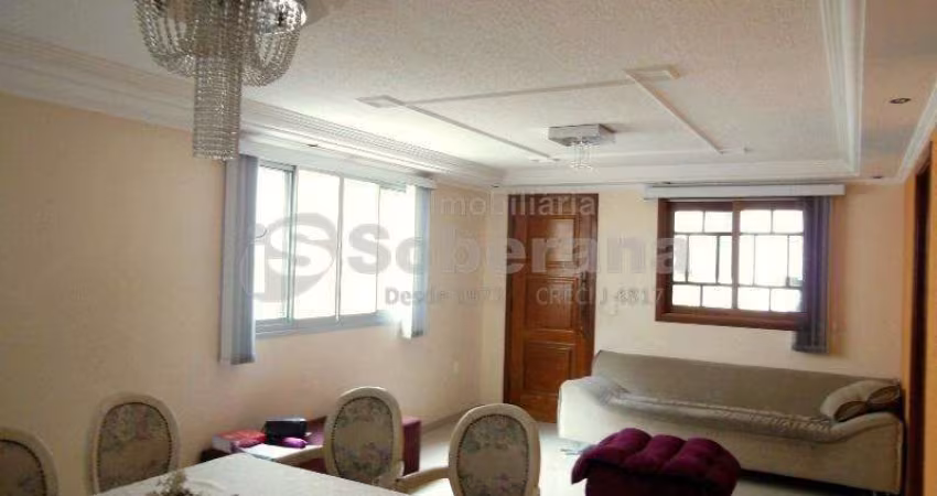 Casa em condomínio fechado com 4 quartos à venda na Vila Maria Eugênia, Campinas 