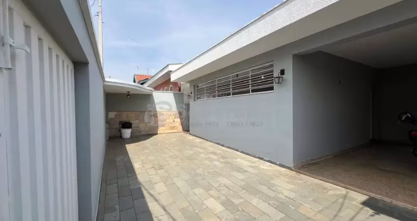 Casa com 3 quartos para alugar no Taquaral, Campinas 