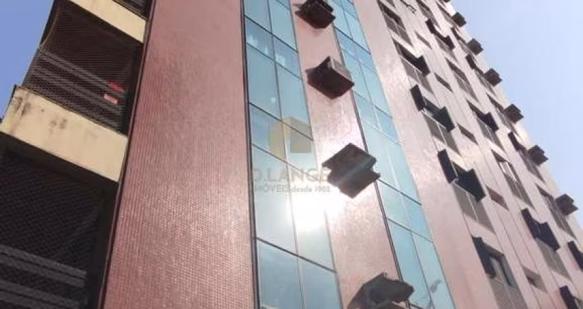 Apartamento à Venda no bairro Cambuí em Campinas
