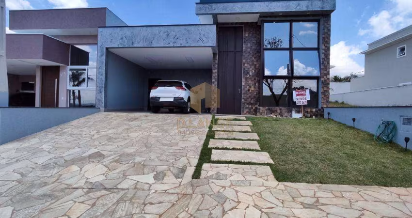 Casa à venda em Valinhos, Residencial Santa Maria, com 3 suítes, com 218 m²