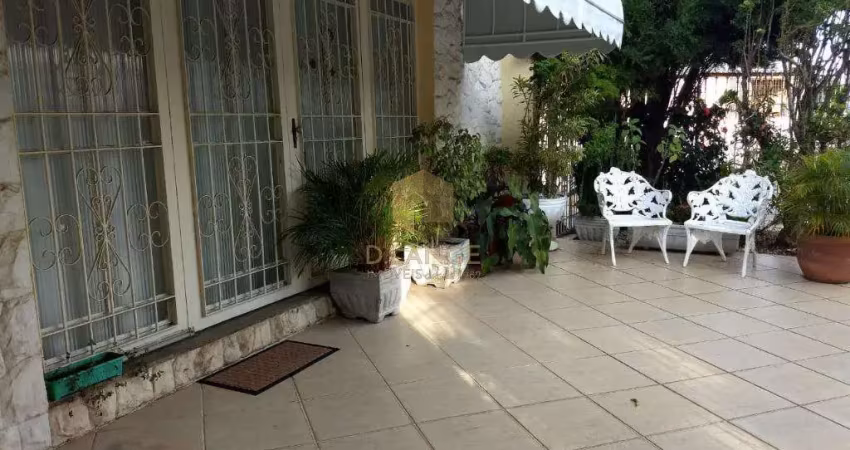 Casa com 3 quartos à venda na Rua Catarina Inglese Soares, 71, Vila Industrial, Campinas