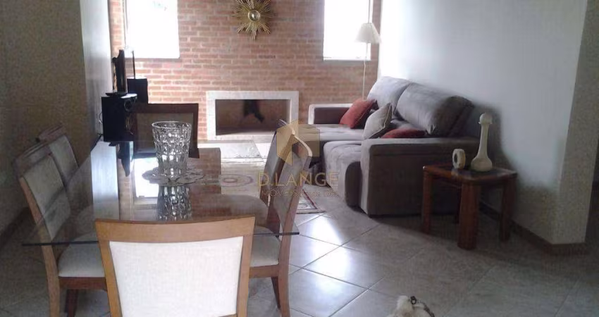 Casa térrea à venda em Condomínio Colinas do Ermitage em Sousas