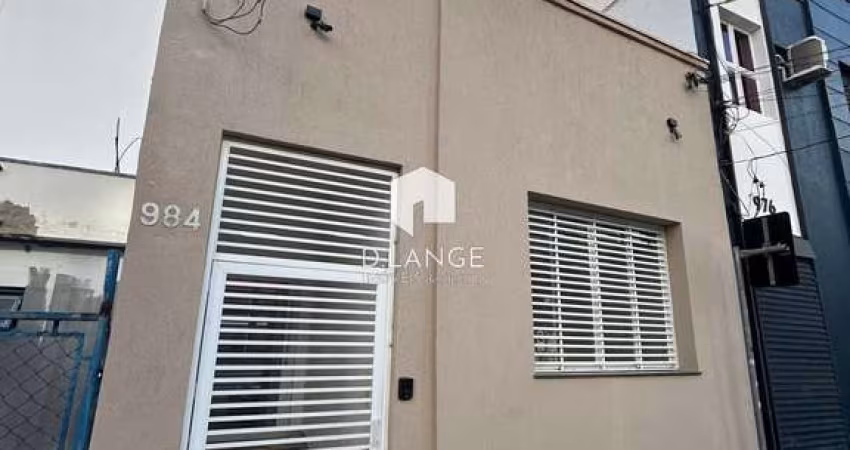 Casa comercial para locação no bairro Cambuí em Campinas