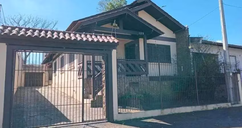 Casa com 3 quartos para alugar na Rua Ataíde Pacheco, 135, Centro, Sapucaia do Sul