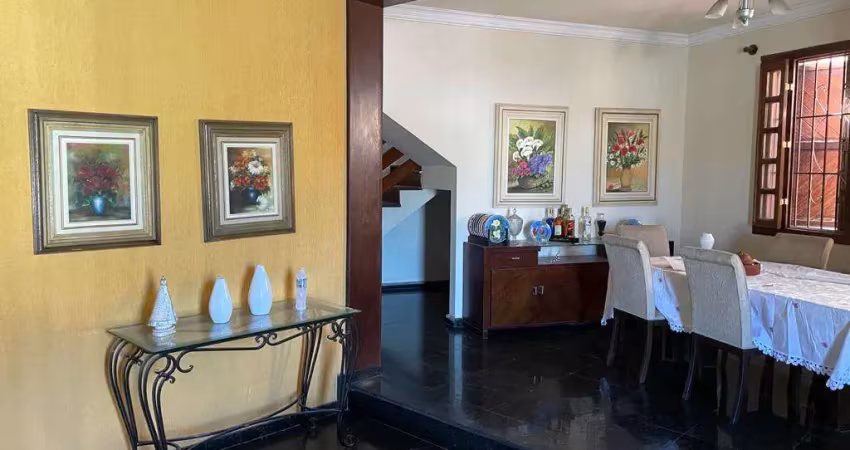 Casa com 3 quartos à venda no Guarujá, Betim 