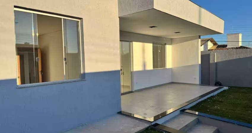 Casa com 3 quartos à venda no Filadélfia, Betim 