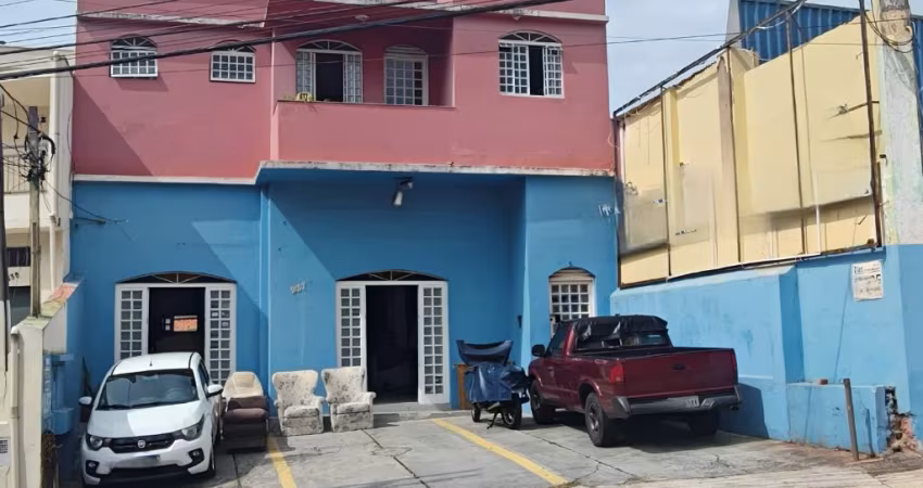 Sobrado Comercial na Av. Imperatriz Leopoldina- Excelente local para renda ou instalar seu Comércio
