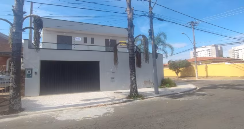 Encantador sobrado à venda no cobiçado Jardim Nova Europa, em Campinas!