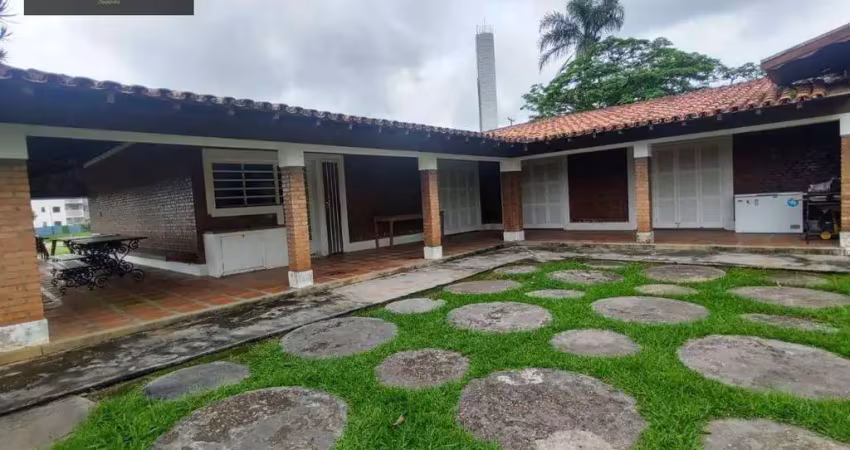 Casa com 3 dormitórios à venda, 300 m² por r$ 11.000.000,00 - marambaia - vinhedo/sp