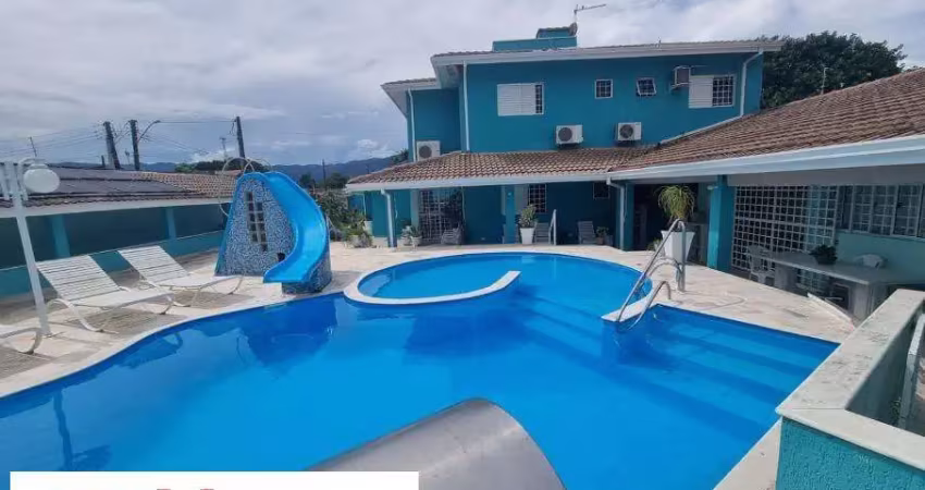 Sobrado a venda - Praia das Palmeiras - Próximo a praia