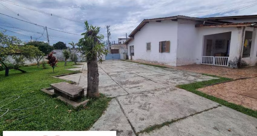 Casas em um lote de 900 ms, contendo 3 casas, Porto Novo