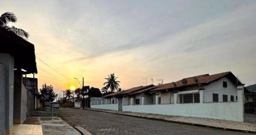 Casa térrea em condomínio, com quintal privativo - ac. financ;