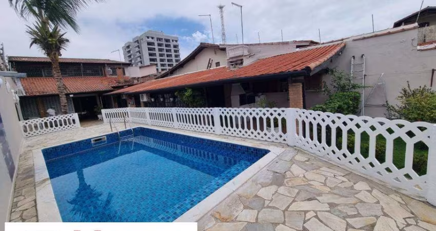 Sobrado em excelente localização, perto do mar - Praia Palmeira