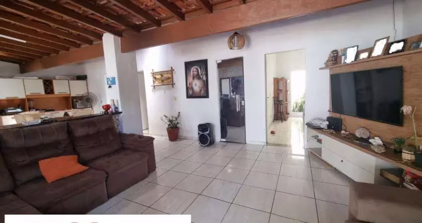 Casa frente mar para venda no jardim aruan, caraguatatuba