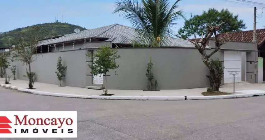 Casa de alto padrão - acabamento fino - Aceita financiamento