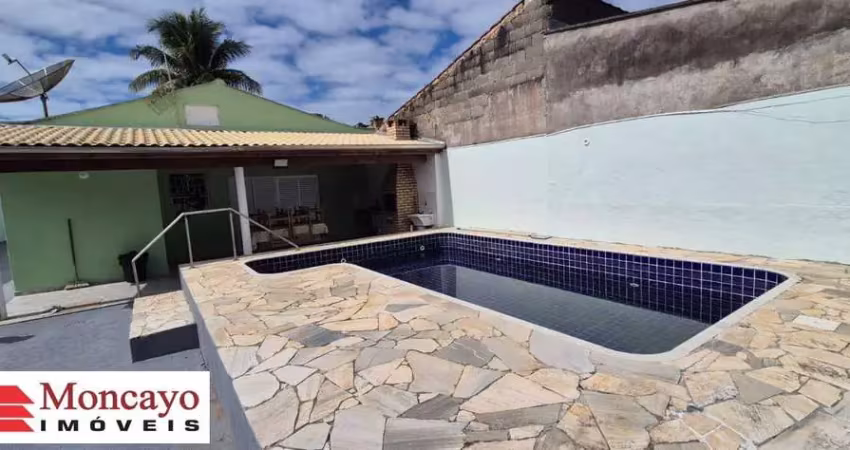 Casa em amplo terreno, perto do entreposto de pesca - portonovo
