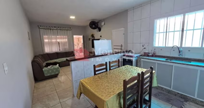 Casa para venda com 2 quartos próximo a rodovia no golfinho, caraguatatuba