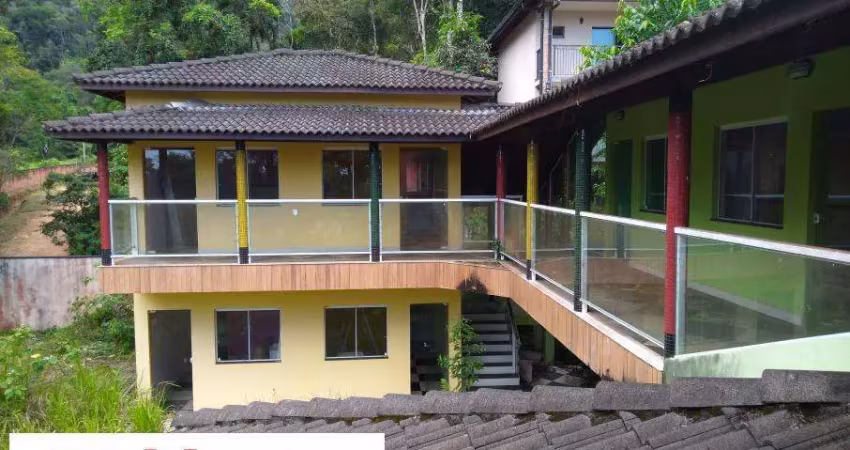 Vendo pousada - acabamento fino - nova - lagoínha - ubatuba