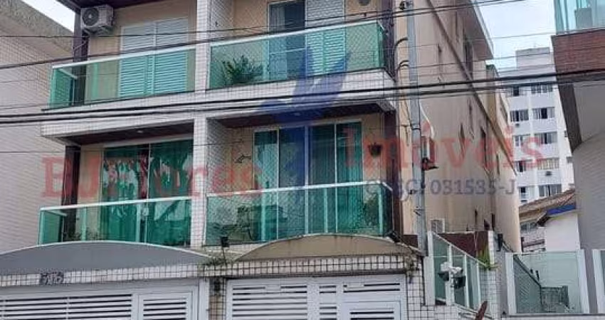 Sobrado Triplex de 228m² no bairro Embaré em Santos/SP
