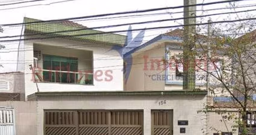 Sobrado de 300m² no bairro Embaré em Santos/SP