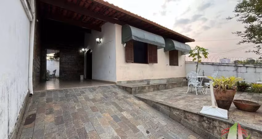 Casa com 4 dormitórios à venda, 180 m² por R$ 680.000,00 - Santa Amélia - Belo Horizonte/MG