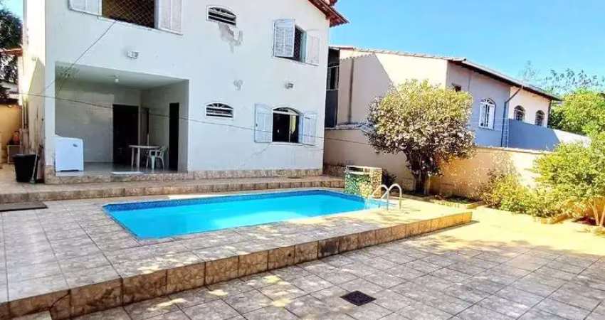 Casa com 3 quartos à venda, 355 m² por r$ 850.000 - copacabana - belo horizonte/mg