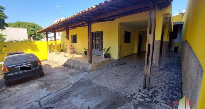 Casa com 3 dormitórios à venda, 200 m² por R$ 790.000,00 - Venda Nova - Belo Horizonte/MG