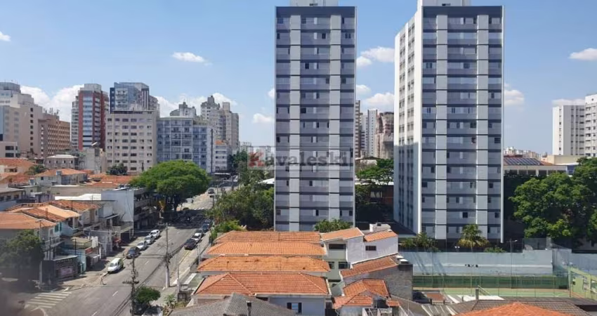 Excelente localização a 500m da Estação Sta Cruz do Metrô.
