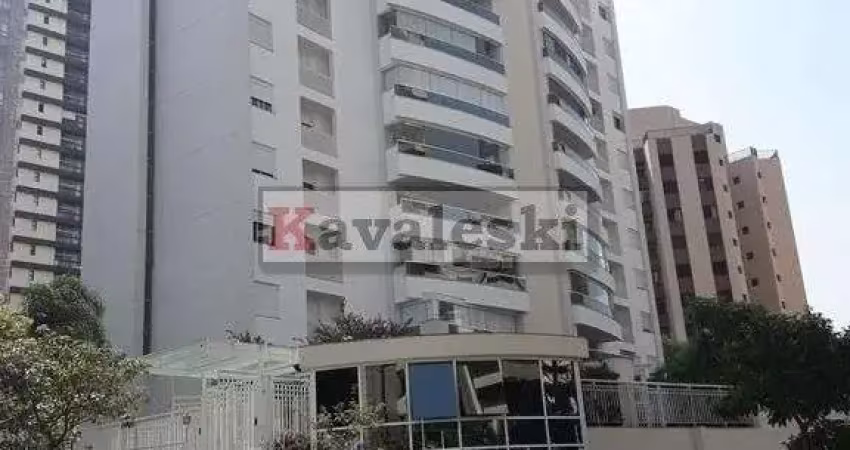 Apto todo mobiliado impecável ,elevador privativo,  vagas definidas,ao lado  metro,lazer completo