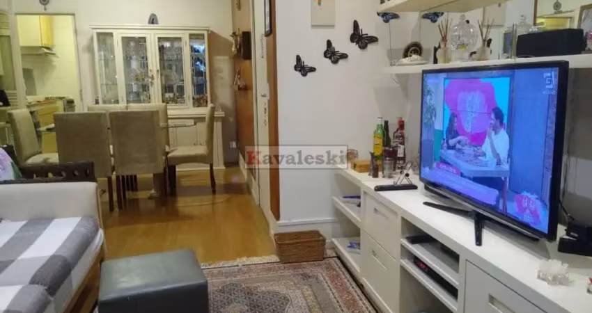 Apartamento varanda gourmet , com 3 quartos e 2 vagas cobertas na saúde.