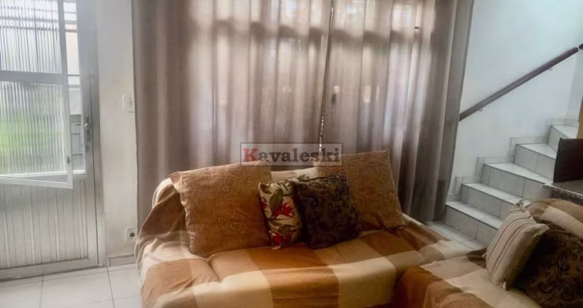 Sobrado com 2 Quartos e 2 banheiros à Venda, 129 m² por