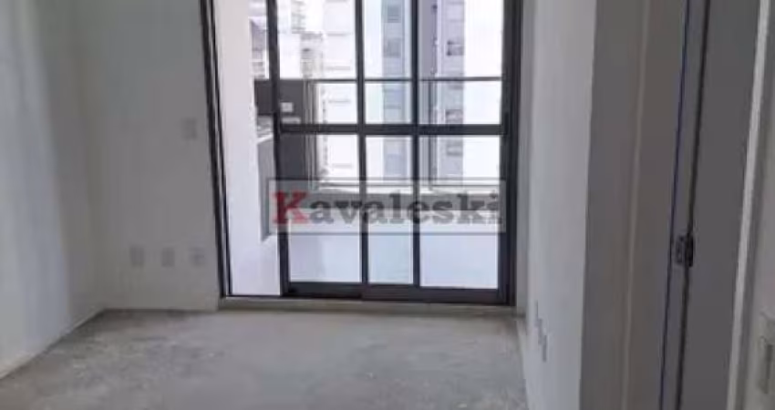 Apartamento com 3 Quartos e 2 banheiros à Venda, 79  m²