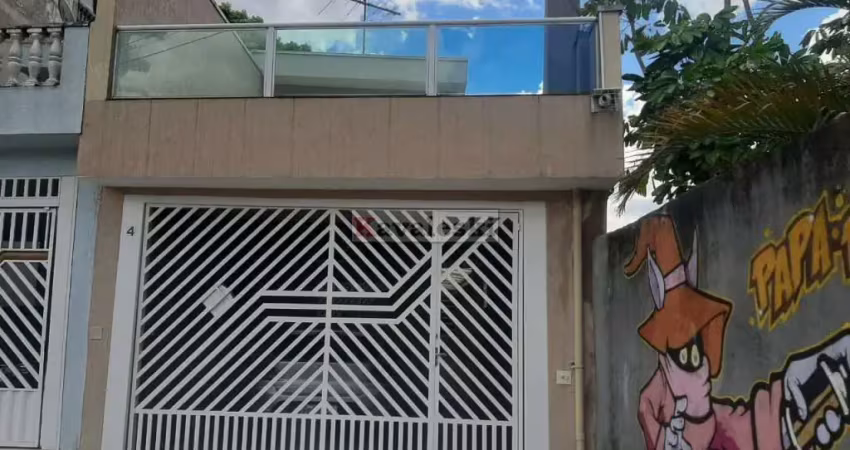 Sobrado com 3 quartos e 2 banheiros à venda, 110 m²
