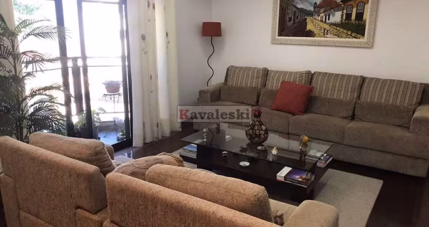 Apartamento com 3 Quartos e 4 banheiros à Venda, 120 m² por R$ 849.000