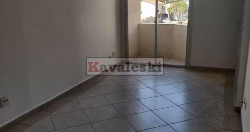 Apartamento vago com  2 dormitórios 2 vagas de garagem , ao lado do Metrô Saúde -