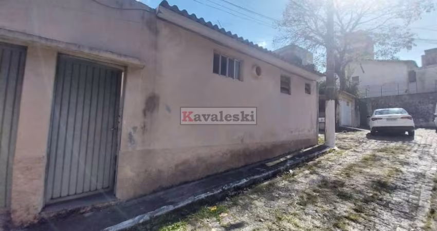 ALUGO CASA TERREA 50 M²
