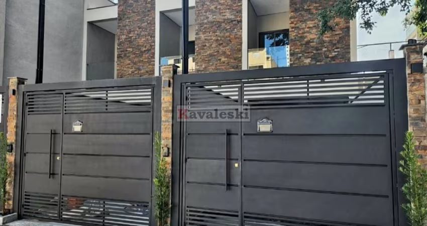 SOBRADO NOVO  PRÓX METRÔ SANTA CRUZ -- 3 SUITES, 2 VAGAS- AMPLO QUINTAL