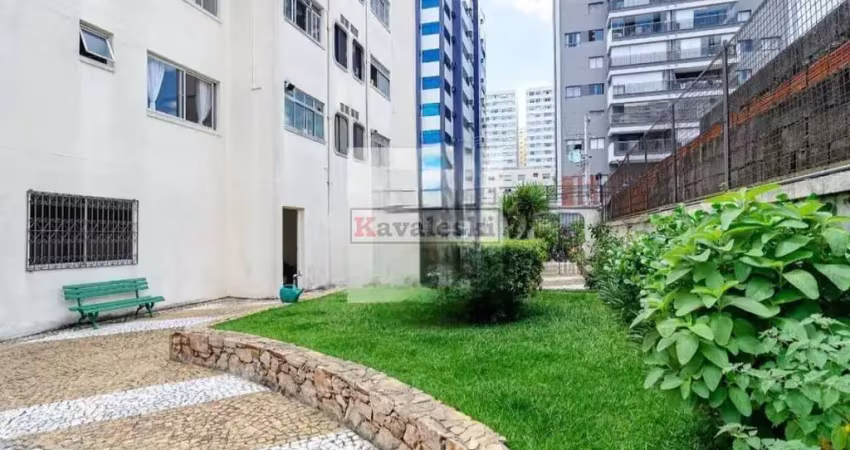 **Imóvel a venda no Condomínio Edifício Heloísa, no bairro da Saúde (Zona Sul de São Paulo).
