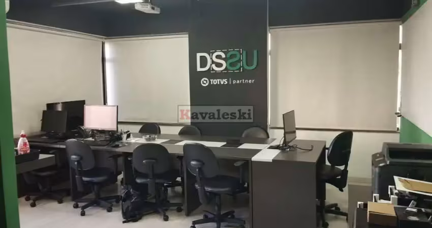 Salas comerciais a 4 minutos do metrô saúde. vende estuda permuta!!