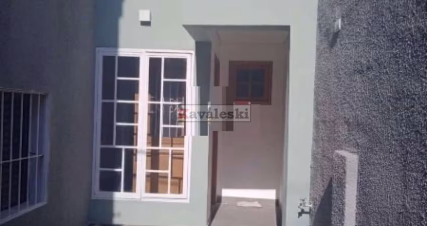 Casa Térrea Reformada -2 dormitórios /quintal /Acesso aos Metrôs Saúde ou Alto Ipiranga / Imperdível