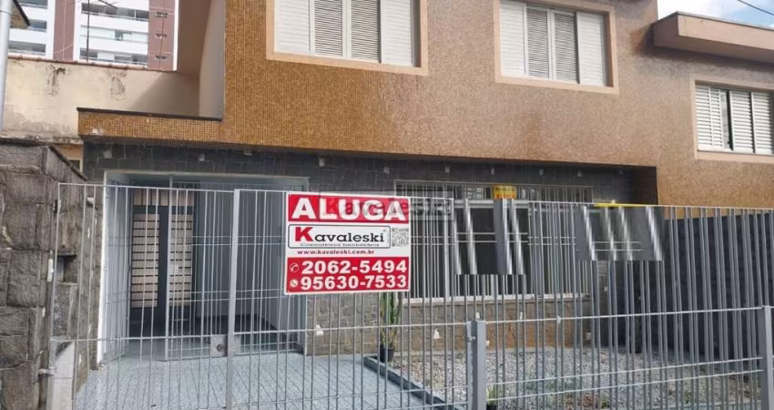 ALUGO SOBRADO DO LADO METRO ALTO DO IPIRANGA 250 M²