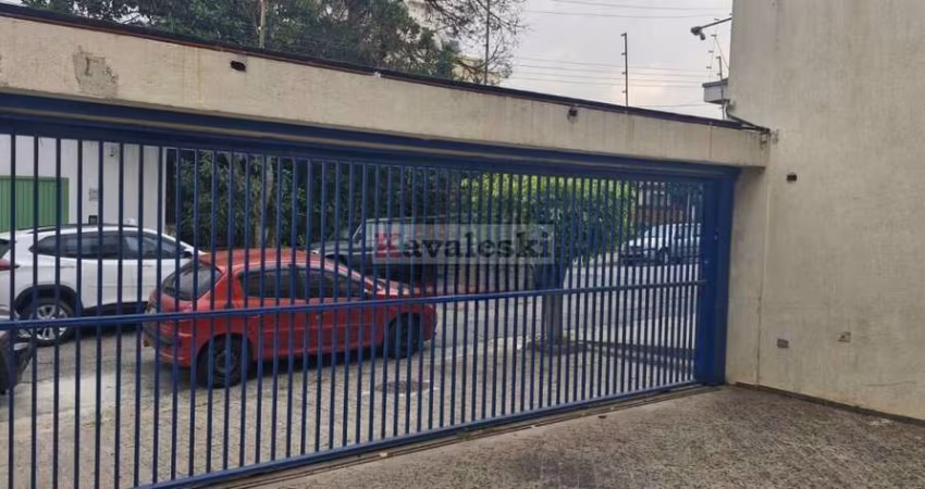 ** Prédio comercial para a venda próximo ao metrô praça de árvore.