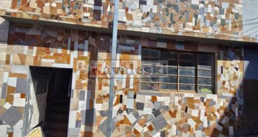 Casa 2 dormitórios , sala , cozinha , wc , área de serviço e terraço/ Somente 250 Mil