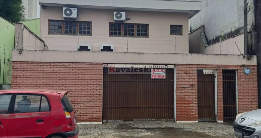 ** Sobrando residencial/ comercial a venda próximo ao metrô Saúde.