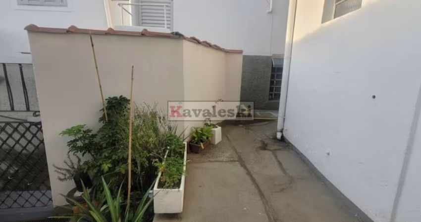 ** Imóvel para locação na Vila Gumercindo (casa em quintal)