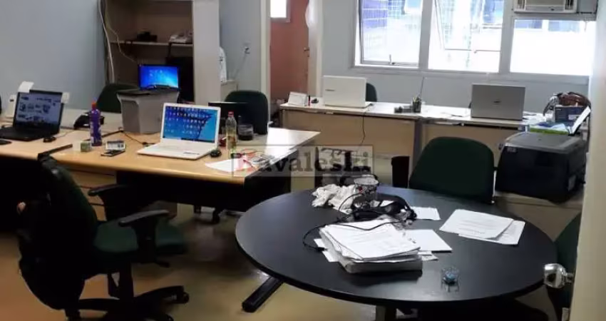 Sala comercial com 1 sala para alugar na Rua dos Buritis, --, Vila Parque Jabaquara, São Paulo