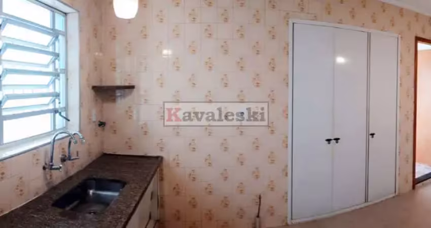 Linda casa térrea com 2 dormitórios 2 vagas / quintal / depósito grande / miolo vila das mercês
