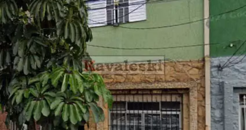 Sobrado vago próx metrô / 2 dormitórios 2 wcs / quintal / oportunidade