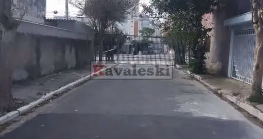 Sobrado de vila com 2 suítes com opção de fazer 3 dormitórios .estuda permutas ..
